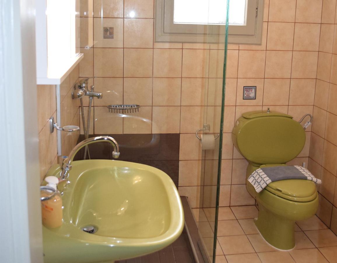 Modern Apartment With Garden Kissamos Luaran gambar