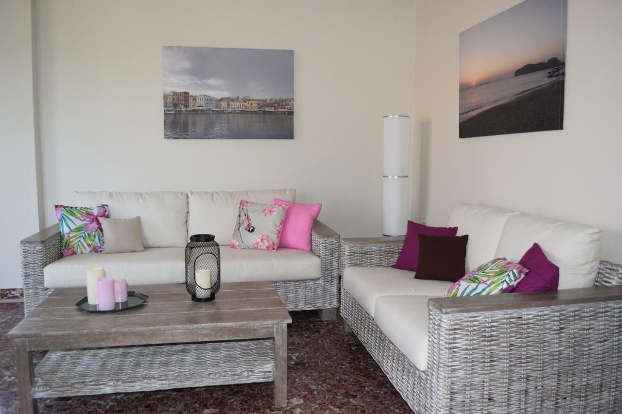 Modern Apartment With Garden Kissamos Luaran gambar